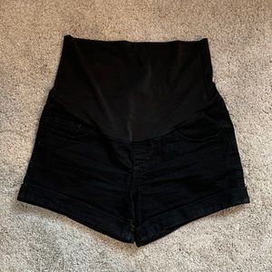 Maternity shorts